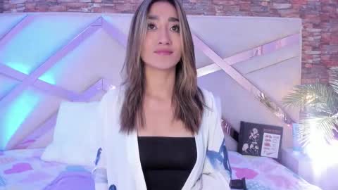 Snapshot of lucy_davies_ chatting on March 2026 11:35:01 AM lucy_davies_ online show from March 2026 11:35:01 AM