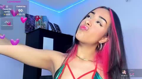 Snapshot of lucy_ev chatting on December 2024 09:05:02 AM Lucy online show from December 2024 09:05:02 AM