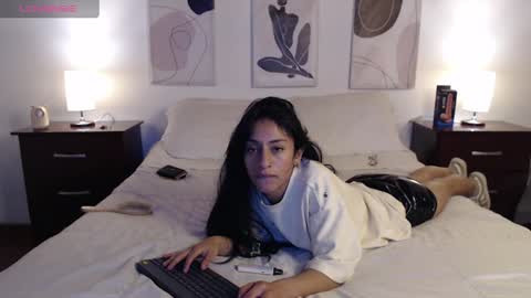 Luciana online show from January 2025 03:18:02 AM