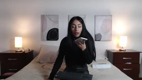 Luciana online show from February 2025 08:24:01 PM