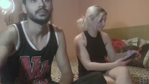 Snapshot of lucy_maxx chatting on February 2025 10:21:02 PM Lucy and Maxx online show from February 2025 10:21:02 PM