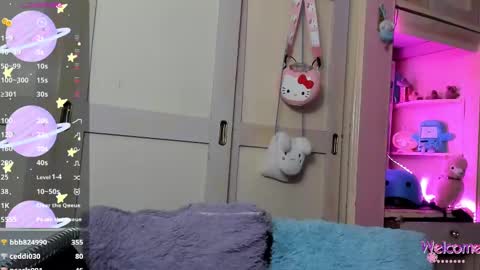 Snapshot of lucy_s3x chatting on February 2025 06:03:01 AM Lulu online show from February 2025 06:03:01 AM