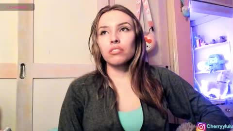 Snapshot of lucy_s3x chatting on March 2025 03:02:02 AM Lulu online show from March 2025 03:02:02 AM