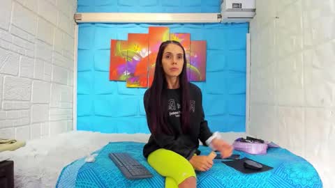 Snapshot of lucy_unlimited chatting on February 2026 01:40:01 PM Lucy unlimit come back here online show from February 2026 01:40:01 PM