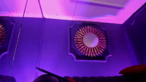 Lucy  online show from December 2024 11:36:02 PM