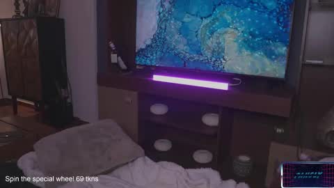 Lucy Alien  online show from December 2024 12:41:01 AM