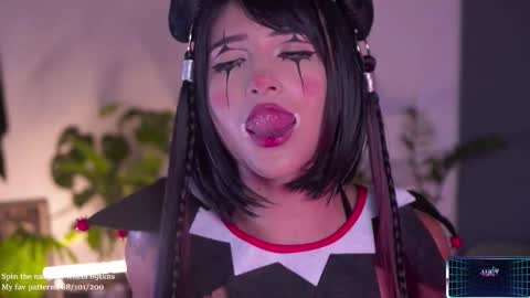 Lucy Alien  online show from October 2025 10:14:02 PM