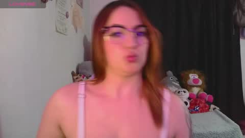 LUCIA  online show from September 2025 03:29:01 AM