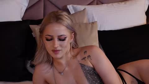 Lucy Lexton online show from March 2025 01:37:01 PM