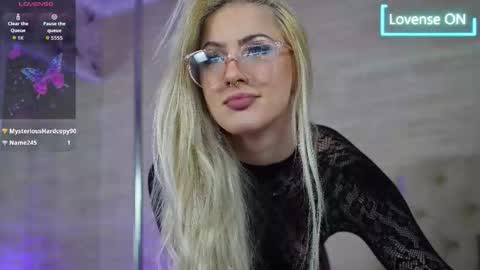 Lucy Lexton online show from October 2025 04:53:02 AM