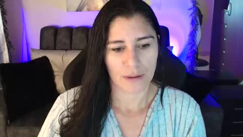 LUCY online show from May 2026 07:32:01 PM
