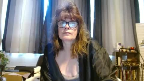 lucylling online show from February 2025 03:05:02 PM