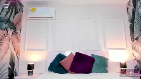 Snapshot of lucylovelyy1 chatting on February 2025 06:52:02 AM Lucy online show from February 2025 06:52:02 AM