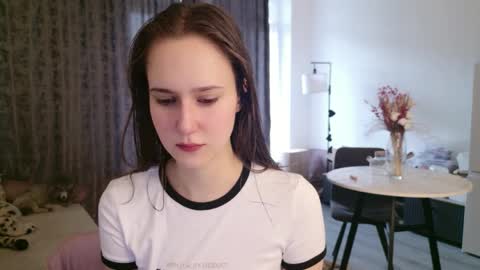 Lucy Rose online show from April 2026 11:40:02 AM