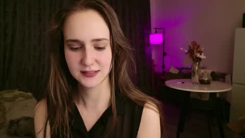 Lucy Rose online show from April 2026 06:09:01 PM
