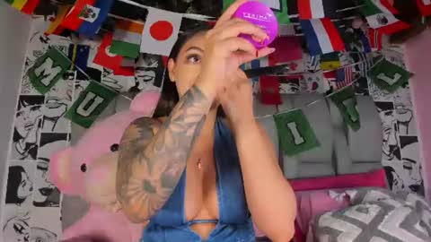 Snapshot of lucyrosse_ chatting on June 2026 11:16:01 AM Lucy online show from June 2026 11:16:01 AM