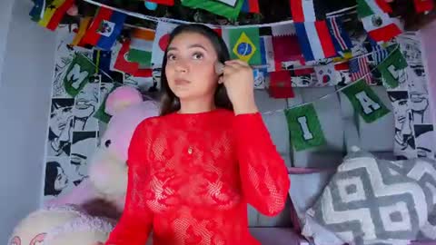 Snapshot of lucyrosse_ chatting on July 2026 11:14:01 AM Lucy online show from July 2026 11:14:01 AM