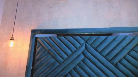 Lucy online show from October 2025 03:46:02 AM