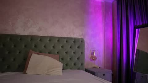 LucyWillow online show from May 2026 04:19:02 AM
