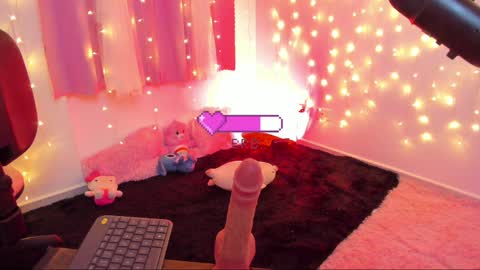 LUCYY FROM HOME  online show from January 2025 04:25:01 AM