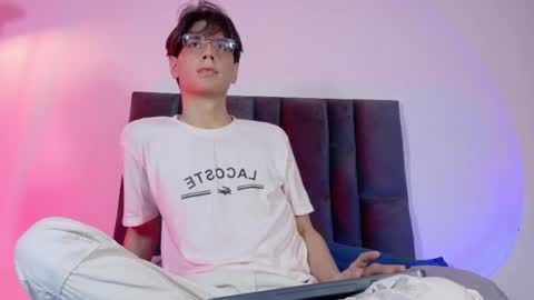 Lui online show from May 2026 03:23:01 AM
