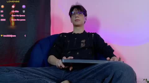 Lui online show from May 2026 03:02:01 AM