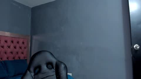 Snapshot of luigi1_ chatting on December 2024 05:12:02 AM Luigi Vitale online show from December 2024 05:12:02 AM