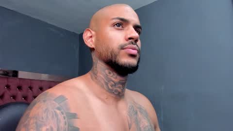 Snapshot of luigi1_ chatting on January 2025 02:41:01 AM Luigi Vitale online show from January 2025 02:41:01 AM