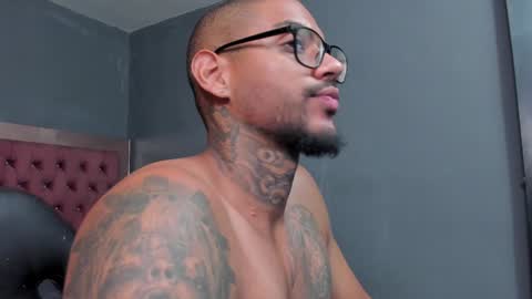 Snapshot of luigi1_ chatting on January 2025 09:13:02 AM Luigi Vitale online show from January 2025 09:13:02 AM