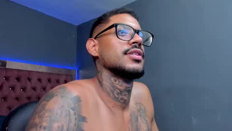 Snapshot of luigi1_ chatting on March 2025 07:10:01 AM Luigi Vitale online show from March 2025 07:10:01 AM