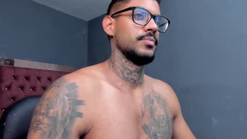 Snapshot of luigi1_ chatting on March 2025 01:37:01 PM Luigi Vitale online show from March 2025 01:37:01 PM