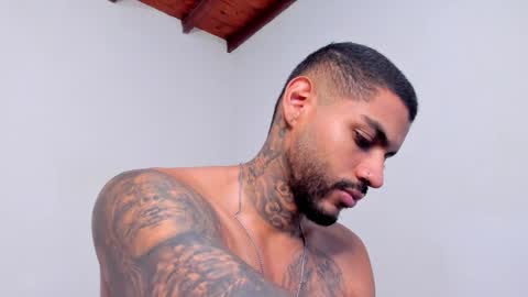 Snapshot of luigi1_ chatting on September 2025 09:01:01 AM Luigi Vitale online show from September 2025 09:01:01 AM