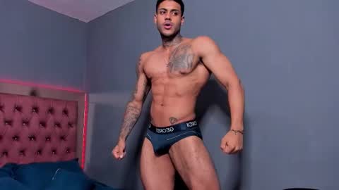 Snapshot of luigi1_ chatting on October 2025 12:11:02 AM Luigi Vitale online show from October 2025 12:11:02 AM