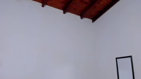 Luigi Vitale online show from April 2026 01:03:01 AM