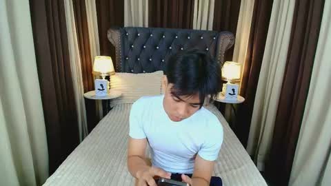 luigi_moreno online show from December 2025 10:55:02 AM