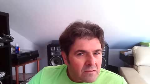 LUIGIJOHN online show from January 2026 01:13:01 PM