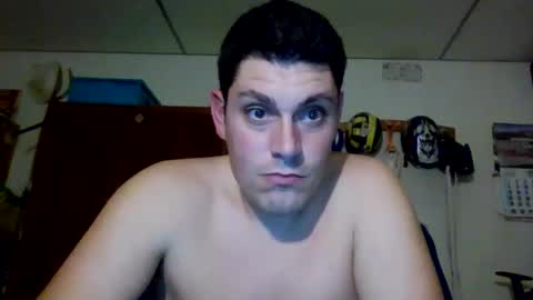 Snapshot of luis2423 chatting on October 2025 10:08:02 PM A slave to the mistress.. un esclavo para las amas dominantes. online show from October 2025 10:08:02 PM