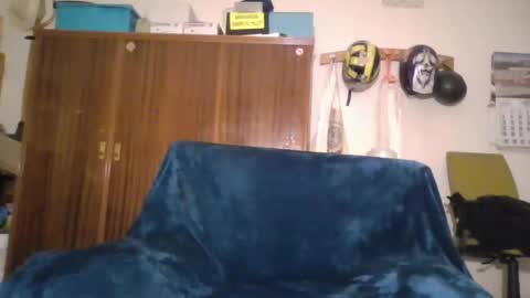 Snapshot of luis2423 chatting on December 2025 11:54:01 PM A slave to the mistress.. un esclavo para las amas dominantes. online show from December 2025 11:54:01 PM