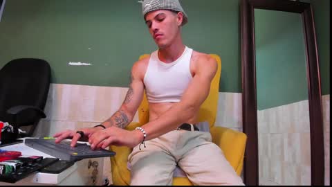 Luis AS online show from January 2025 10:02:01 AM