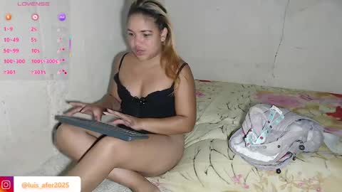 Snapshot of luisa2025_ chatting on April 2026 02:17:01 AM Hot Latina online show from April 2026 02:17:01 AM