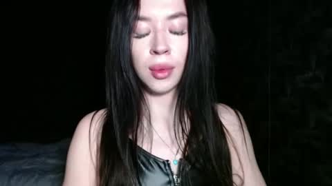 luisa lovedom online show from May 2026 11:45:02 PM