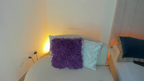 Snapshot of luisah_ chatting on June 2026 07:09:01 PM L U I S A online show from June 2026 07:09:01 PM