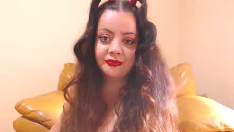 Cassie online show from October 2025 11:41:02 AM