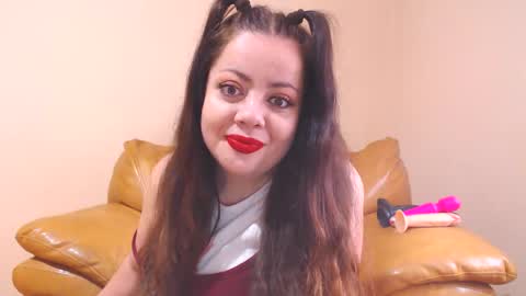 Cassie online show from November 2025 07:49:01 AM