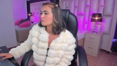 Luisa  online show from January 2026 10:19:01 AM