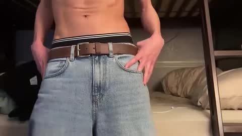 Luis online show from February 2025 01:35:02 AM