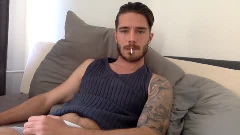 Snapshot of luisbadx chatting on January 2025 10:19:01 AM Luis Badx online show from January 2025 10:19:01 AM