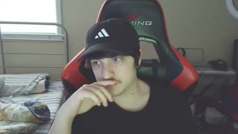 Luisdiaztube online show from May 2026 07:08:01 PM