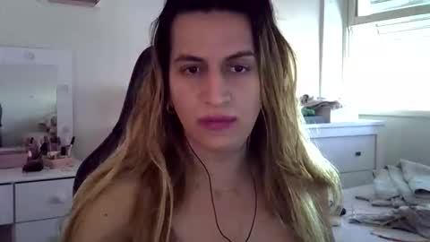 Snapshot of luizacandy chatting on May 2026 08:17:01 PM luizacandy online show from May 2026 08:17:01 PM