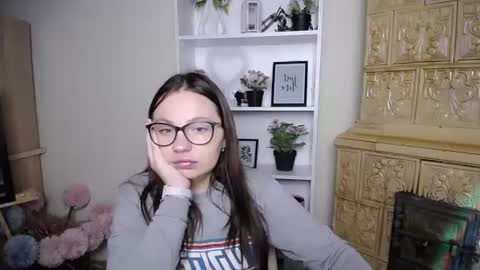 Snapshot of luizaheems_ chatting on June 2026 06:15:02 AM Luiza online show from June 2026 06:15:02 AM